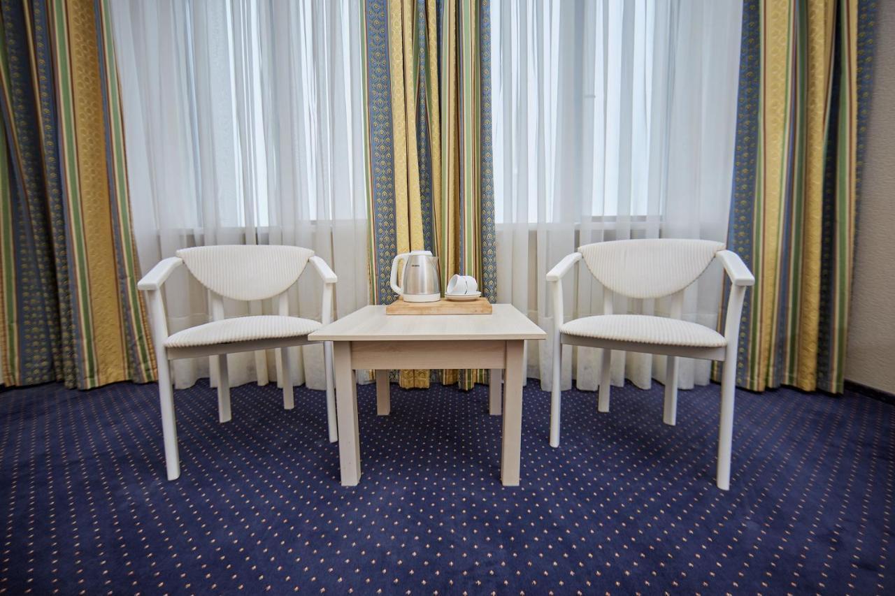 Platium Spa&Resort Kozyn Eksteriør bilde
