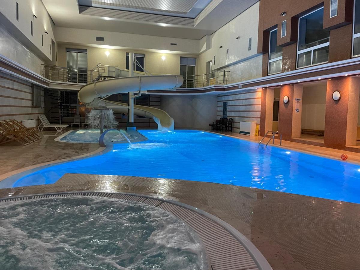 Platium Spa&Resort Kozyn Eksteriør bilde