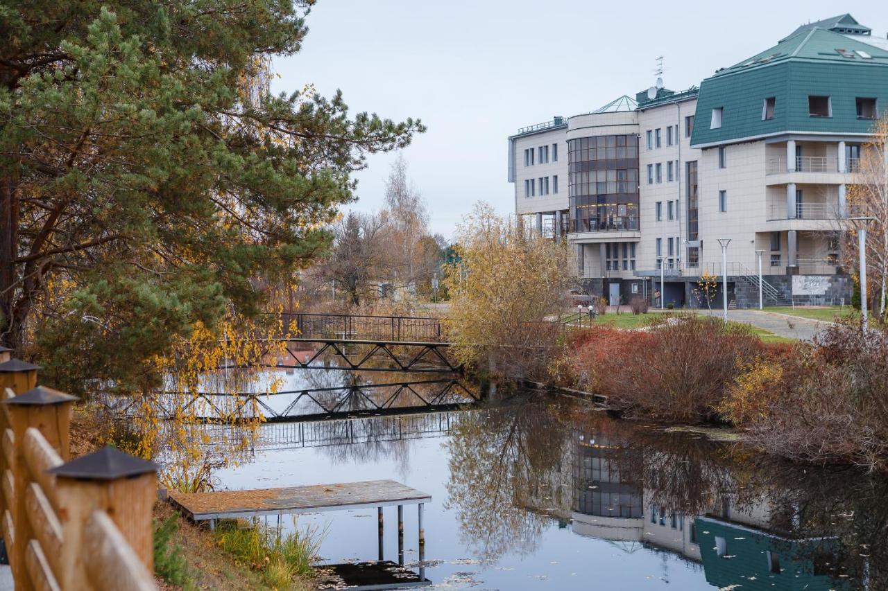 Platium Spa&Resort Kozyn Eksteriør bilde